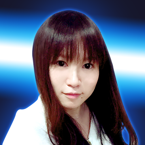 安達 瑠理華